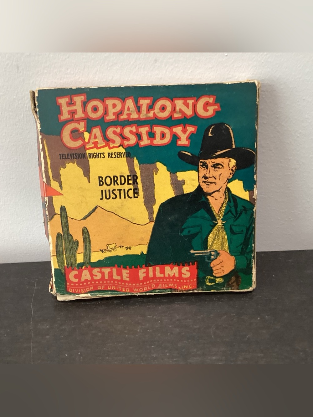 Vtg. 1951 HOP A LONG CASSIDY Border Justice #516 Castle Farms. 8mm. MCM